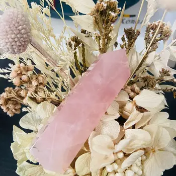 Натуральный кристалл 40-80 мм Розовый кварц Полировальная Палочка Точечная Энергия Исцеляющий Минеральный камень Волшебная Палочка Камень Домашнего декора Жеода Шестиугольная